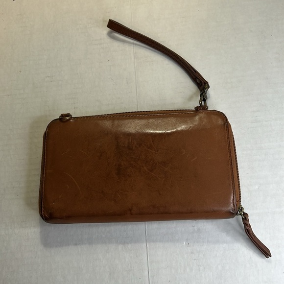 THE SAC BROWN LEATHER WALLET WITH GILD ACCENTS CLUTCH - Picture 4 of 16